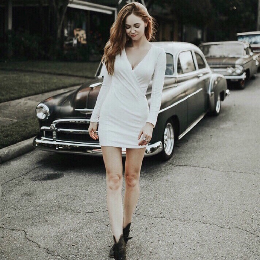 Lulu’s Cream wrap fitted long sleeve mini dress.